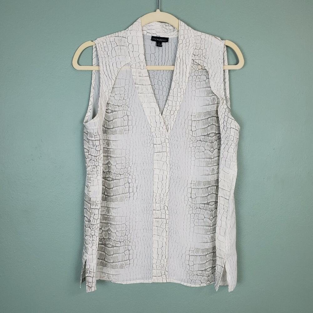 Cynthia Rowley Gray Snake Skin V-Neck Blouse Small